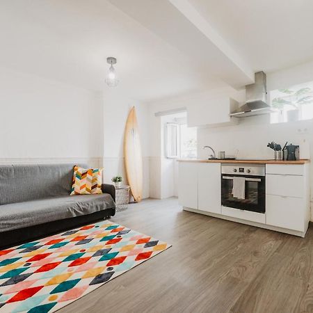 Aloha Surf House Apartment Ericeira Ngoại thất bức ảnh