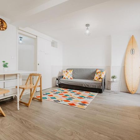 Aloha Surf House Apartment Ericeira Ngoại thất bức ảnh